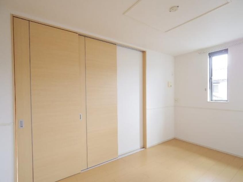  東海道本線/静岡駅 バス35分服織小学校入口下車:停歩10分 2階 築11年