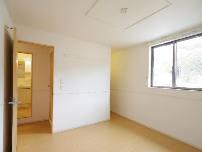  東海道本線/静岡駅 バス35分服織小学校入口下車:停歩10分 2階 築11年