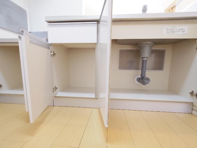 東海道本線/静岡駅 バス35分服織小学校入口下車:停歩10分 2階 築11年