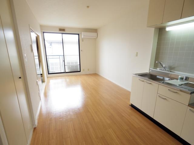  東海道本線/静岡駅 バス12分若松町下車:停歩1分 2階 築33年