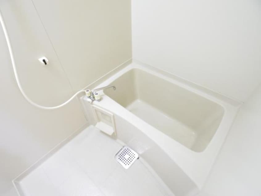  東海道本線/静岡駅 バス12分若松町下車:停歩1分 2階 築33年