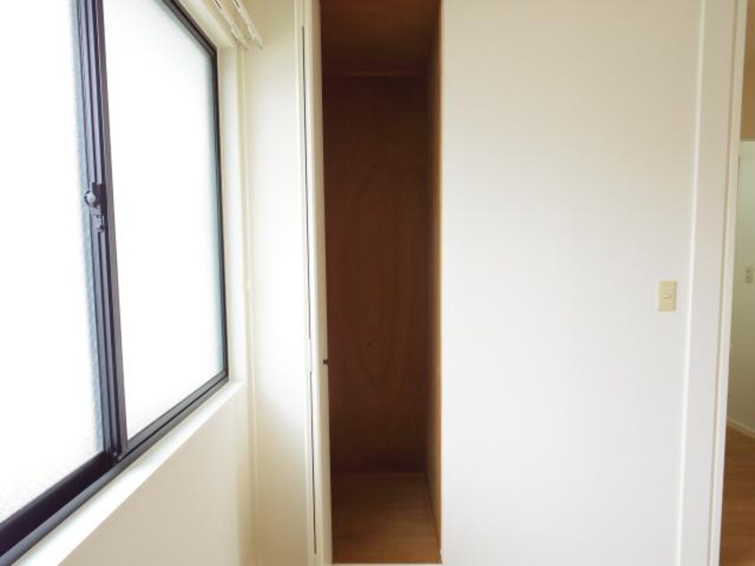  東海道本線/静岡駅 バス12分若松町下車:停歩1分 2階 築33年