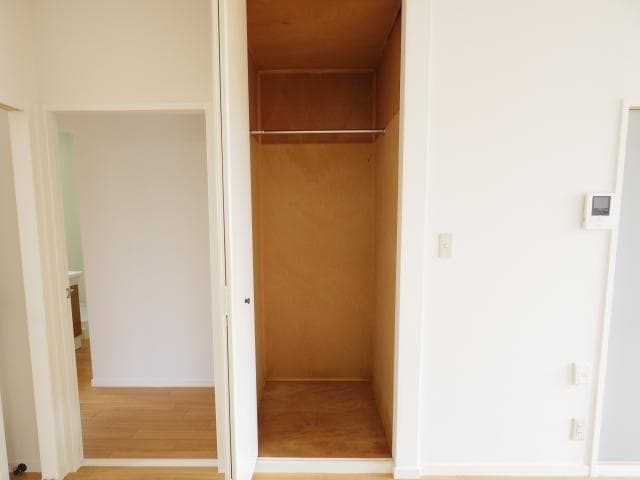  東海道本線/静岡駅 バス12分若松町下車:停歩1分 2階 築33年