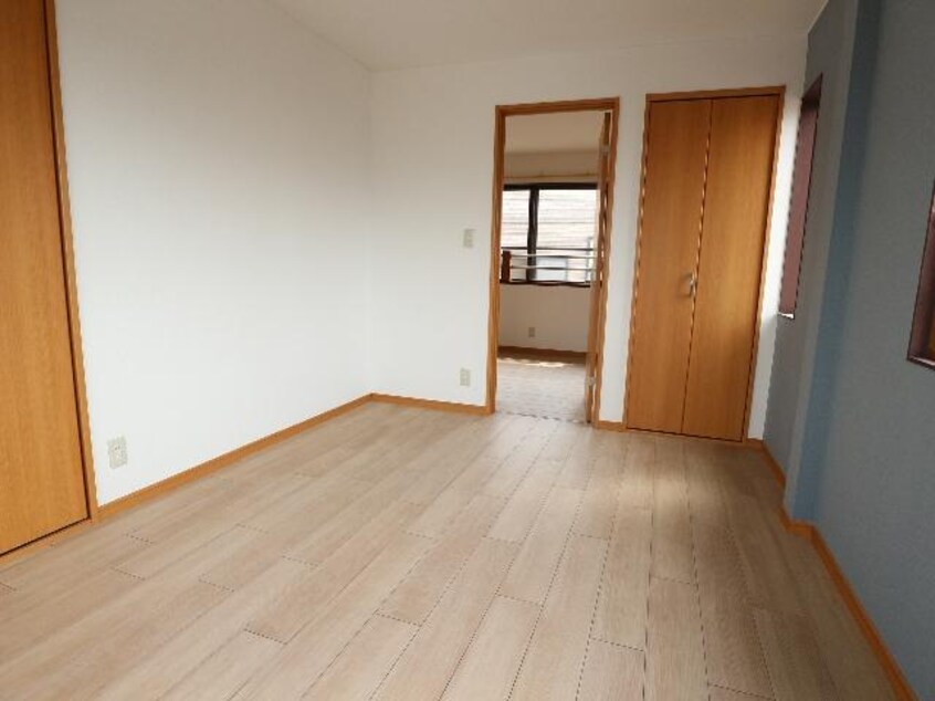  東海道本線/静岡駅 バス25分スポーツクラブセイシン前下車:停歩7分 3階 築34年