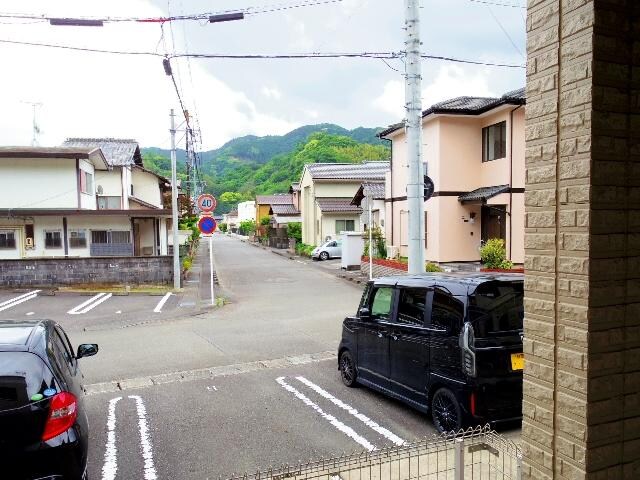  東海道新幹線（東海）/静岡駅 バス10分新丸子下車:停歩6分 1階 築9年