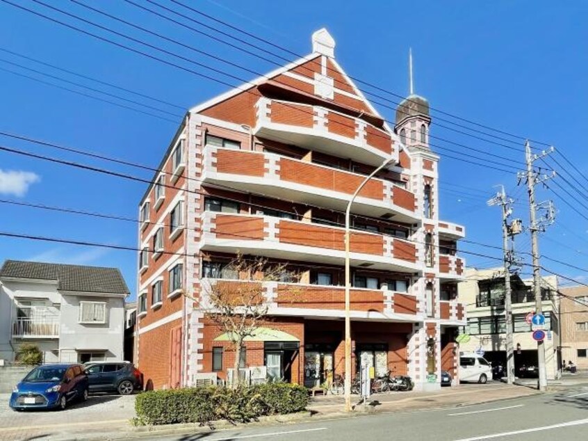  東海道本線/静岡駅 バス11分英和女学院前下車:停歩1分 3階 築25年