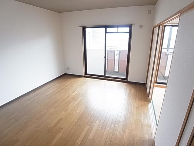  東海道本線/静岡駅 バス11分英和女学院前下車:停歩1分 3階 築25年