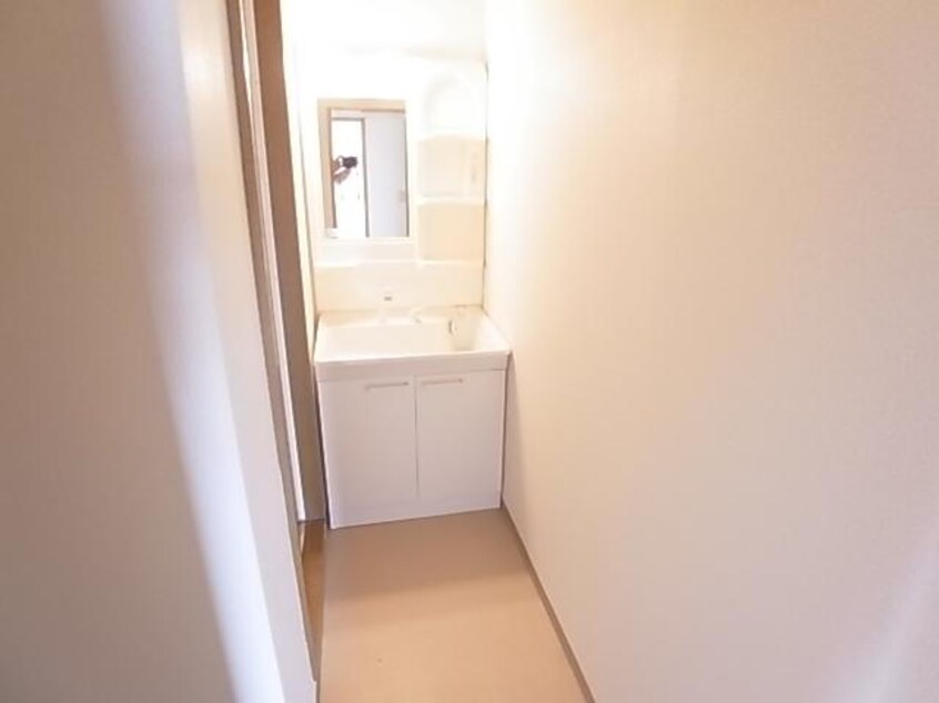  東海道本線/静岡駅 バス11分英和女学院前下車:停歩1分 3階 築25年