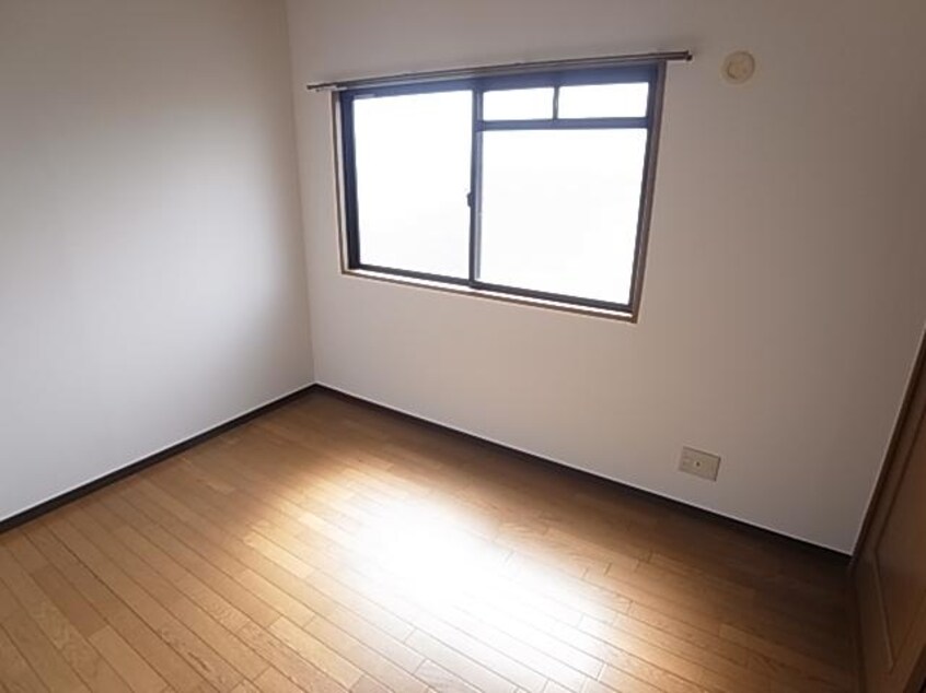  東海道本線/静岡駅 バス11分英和女学院前下車:停歩1分 3階 築25年