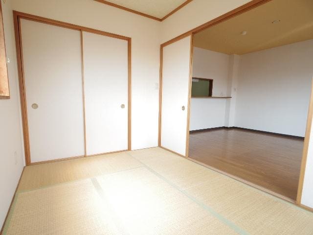  東海道本線/静岡駅 バス11分英和女学院前下車:停歩1分 4階 築25年