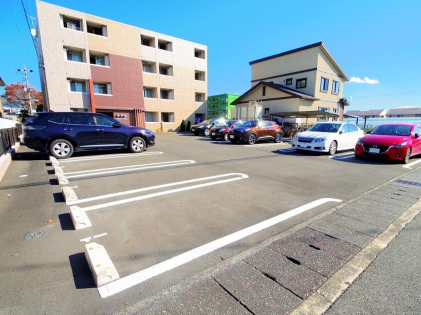  東海道本線/静岡駅 バス26分南沼上団地入口下車:停歩3分 2階 築8年