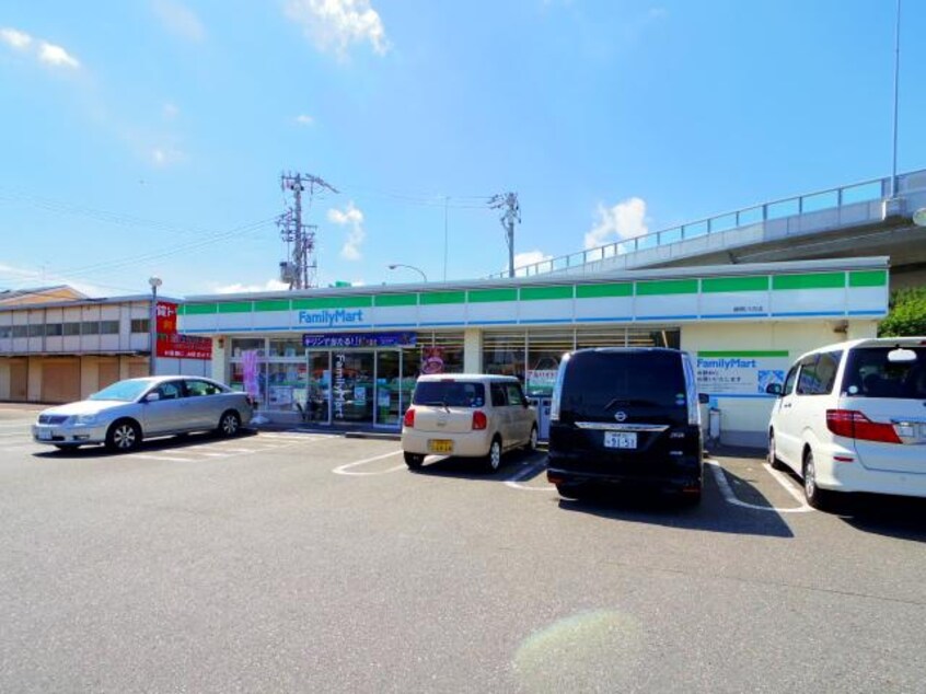 ファミリーマート静岡川合店(コンビニ)まで233m 東海道本線/静岡駅 バス26分南沼上団地入口下車:停歩3分 2階 築8年