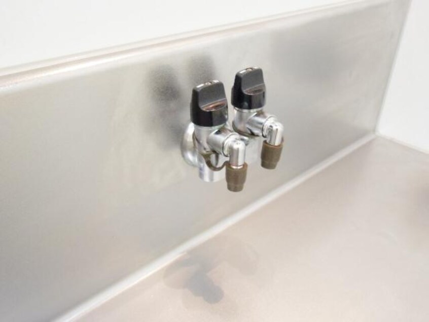  東海道本線/静岡駅 バス20分御新田上下車:停歩4分 1階 築12年