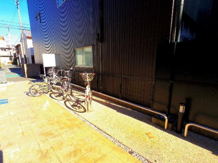  東海道本線/静岡駅 バス17分一番町下車:停歩7分 1階 築8年