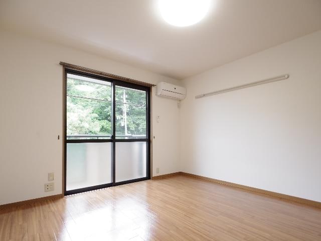  東海道本線/静岡駅 バス23分池ヶ谷下車:停歩3分 1階 築27年