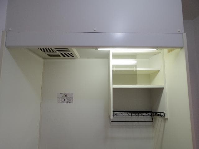  東海道本線/静岡駅 バス23分池ヶ谷下車:停歩3分 1階 築27年