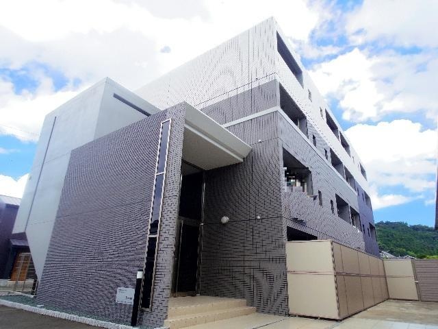  東海道本線/静岡駅 バス27分松富下車:停歩7分 4階 築9年