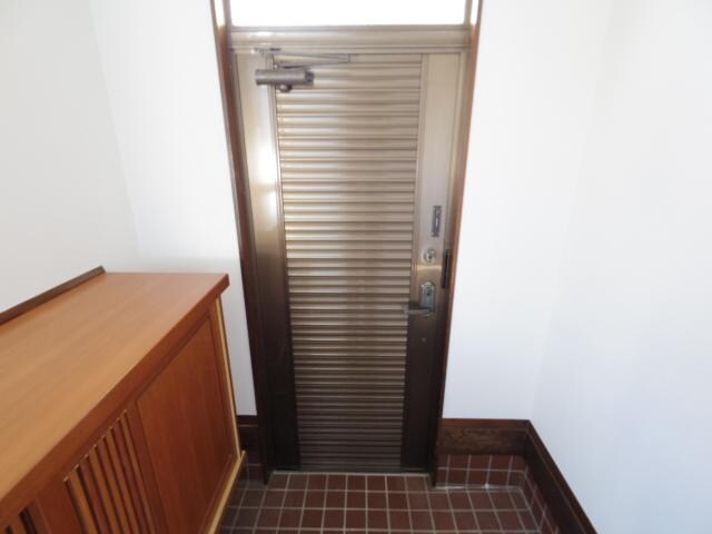  東海道本線/静岡駅 バス21分池ヶ谷下車:停歩5分 1階 築41年