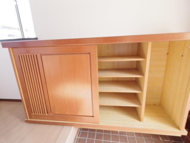  東海道本線/静岡駅 バス21分池ヶ谷下車:停歩5分 1階 築41年