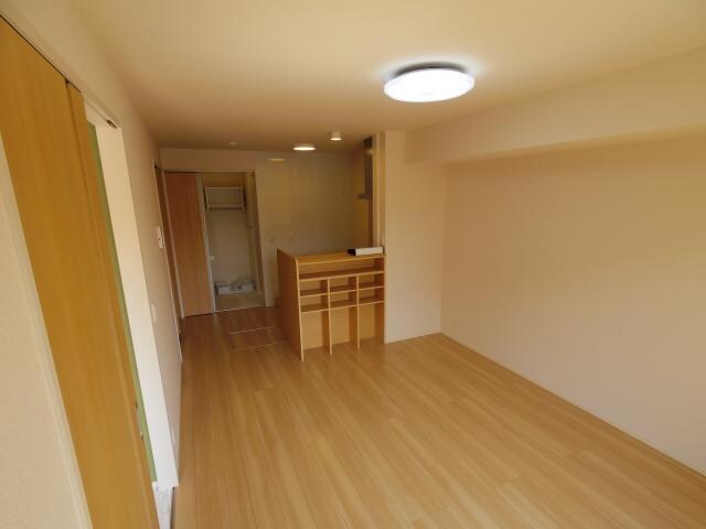  東海道本線/静岡駅 バス28分東高前下車:停歩5分 1階 築9年