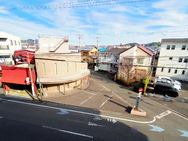  東海道本線/静岡駅 バス15分城北高校下車:停歩1分 3階 築30年