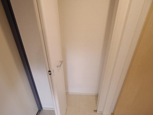  東海道本線/静岡駅 徒歩13分 1階 築9年