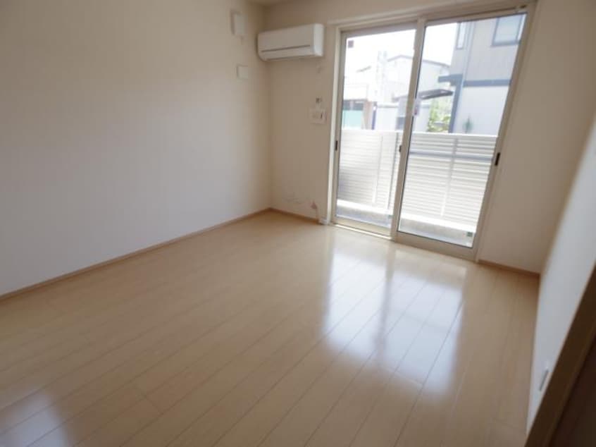  静岡鉄道静岡清水線/新静岡駅 バス17分柳新田北下車:停歩1分 1-2階 築12年