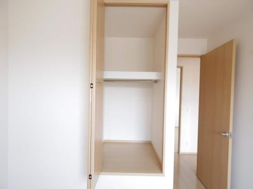  静岡鉄道静岡清水線/新静岡駅 バス17分柳新田北下車:停歩1分 1-2階 築12年