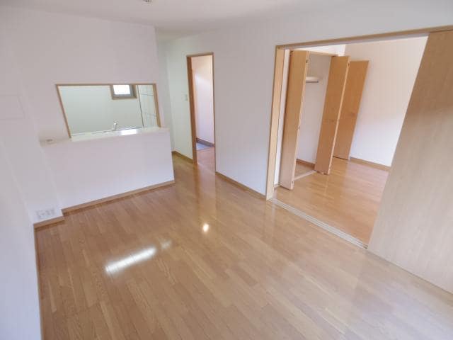  東海道本線/安倍川駅 徒歩22分 1階 築15年