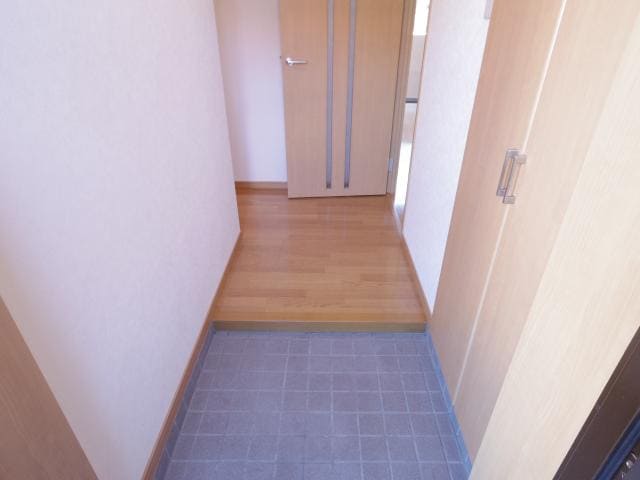  東海道本線/安倍川駅 徒歩22分 1階 築15年