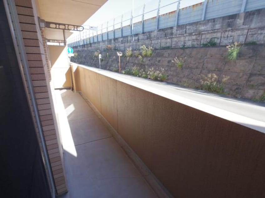  東海道本線/安倍川駅 徒歩22分 1階 築15年