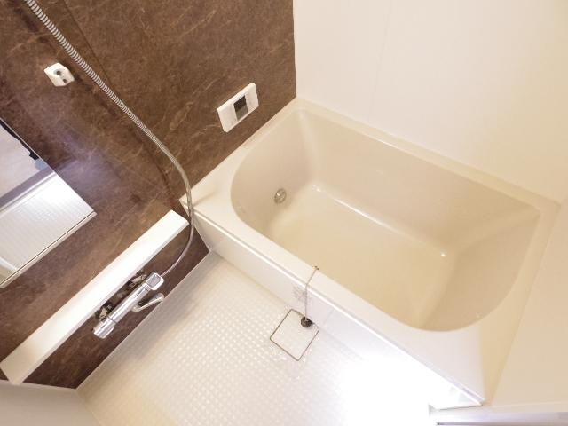  東海道本線/静岡駅 徒歩15分 3階 築8年