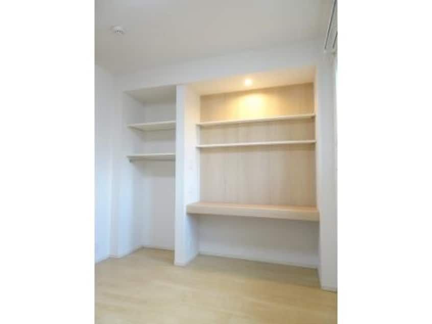 同イメージ 東海道本線/静岡駅 バス23分御新田下車:停歩10分 2階 築8年