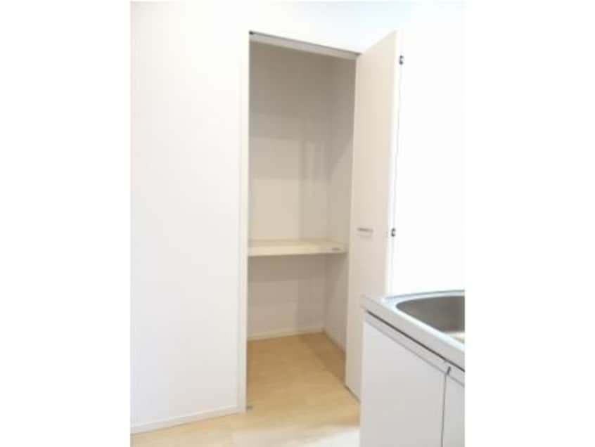 同イメージ 東海道本線/静岡駅 バス23分御新田下車:停歩10分 2階 築8年