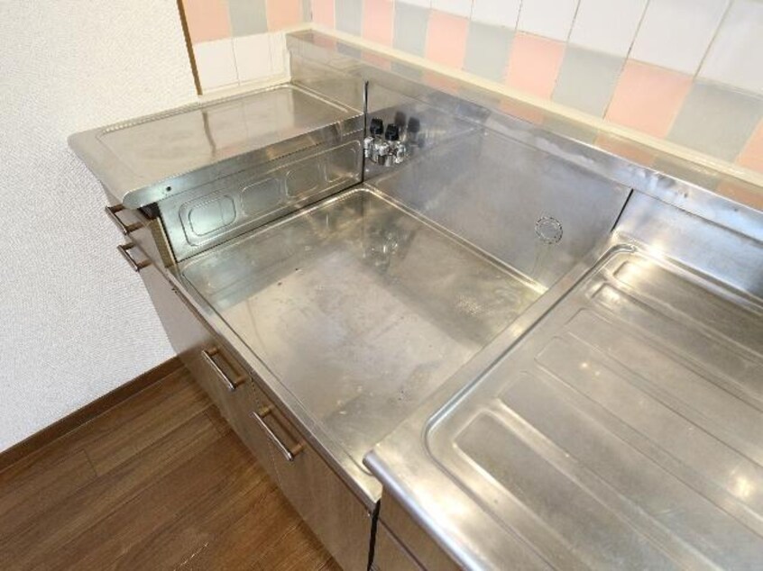  東海道本線/静岡駅 バス26分御新田上下車:停歩7分 1-2階 築37年