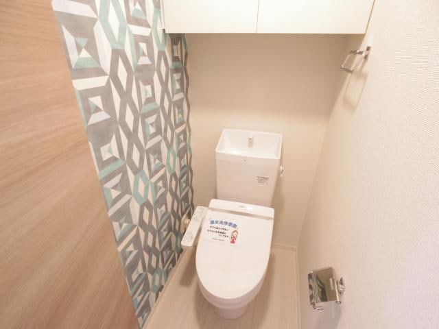  東海道本線/安倍川駅 徒歩21分 2階 築8年