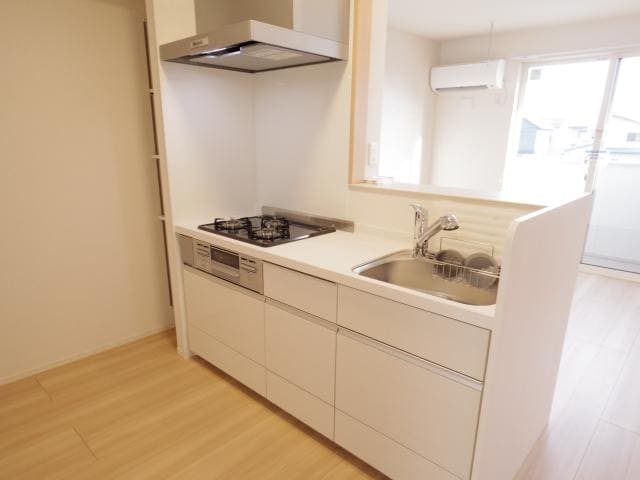  東海道本線/静岡駅 バス27分下川原五丁目下車:停歩5分 2階 築8年