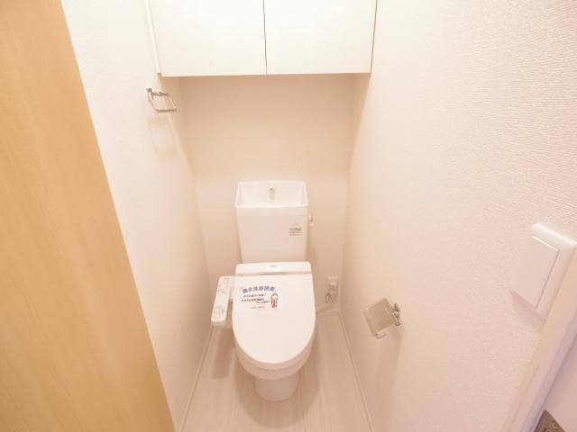  東海道本線/静岡駅 バス27分下川原五丁目下車:停歩5分 2階 築8年