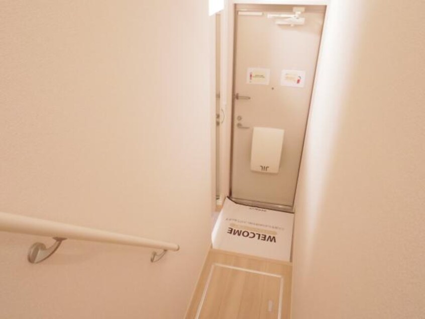  東海道本線/静岡駅 バス27分下川原五丁目下車:停歩5分 2階 築8年