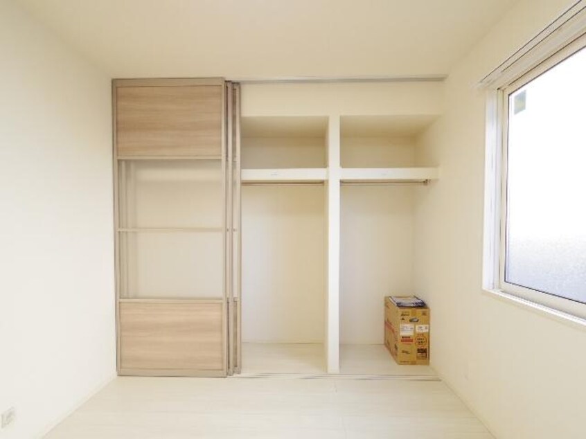  東海道本線/静岡駅 バス27分下川原五丁目下車:停歩5分 1階 築8年