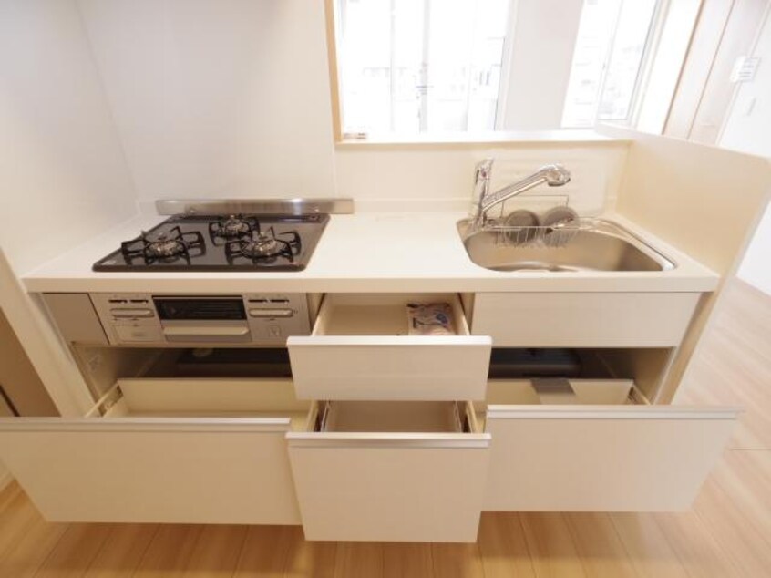  東海道本線/静岡駅 バス27分下川原五丁目下車:停歩5分 2階 築8年