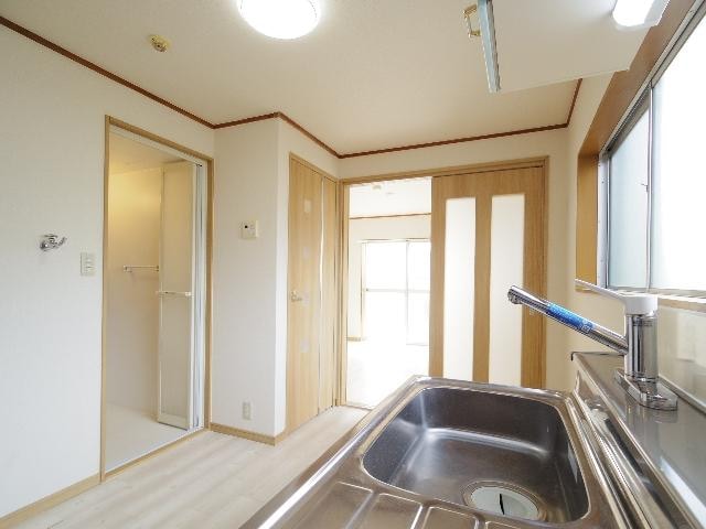  東海道本線/静岡駅 徒歩27分 2階 築51年