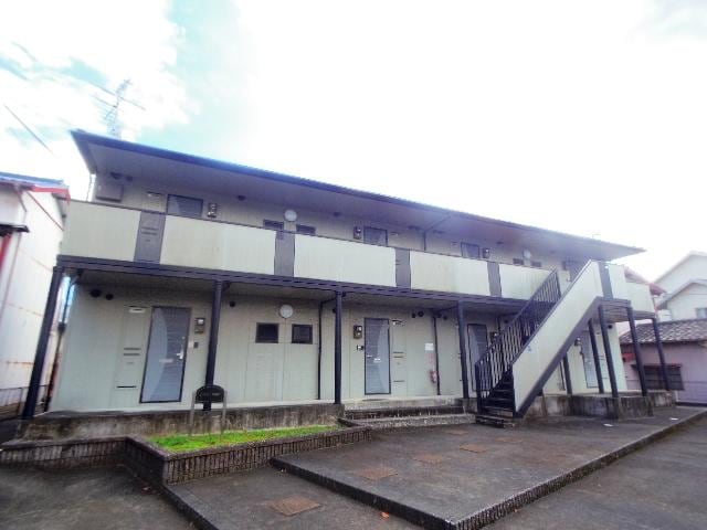  東海道本線/静岡駅 バス24分川合下車:停歩8分 1階 築22年