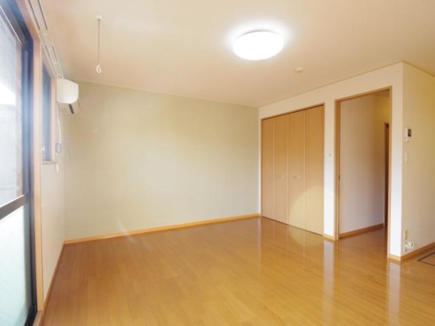  東海道本線/静岡駅 バス24分川合下車:停歩8分 1階 築22年