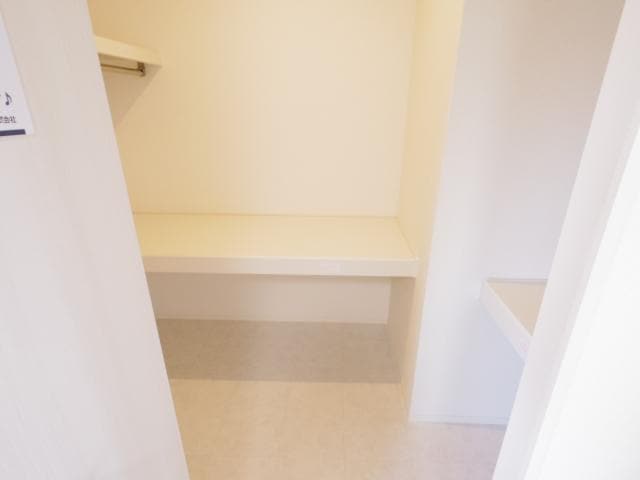  東海道本線/静岡駅 バス21分沓谷東・アプリイ沓谷前下車:停歩3分 2階 築7年