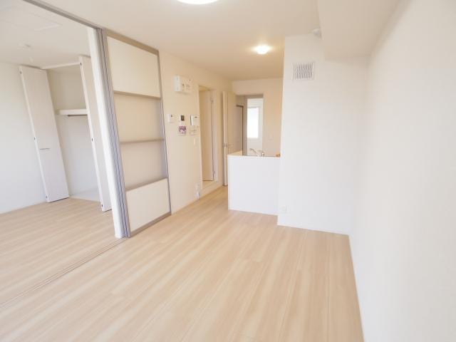  東海道本線/静岡駅 バス21分沓谷東・アプリイ沓谷前下車:停歩3分 2階 築7年