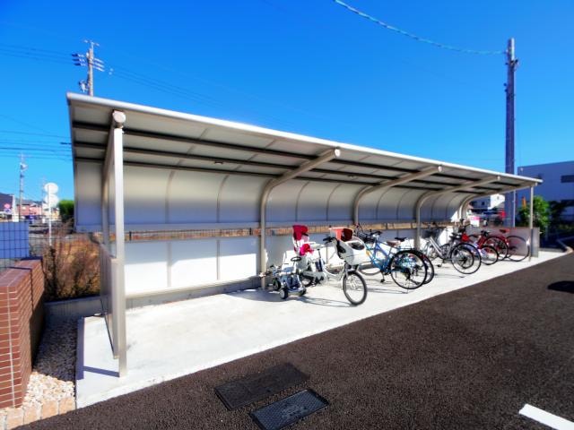  東海道本線/静岡駅 バス18分竜南1丁目下車:停歩9分 1階 築6年