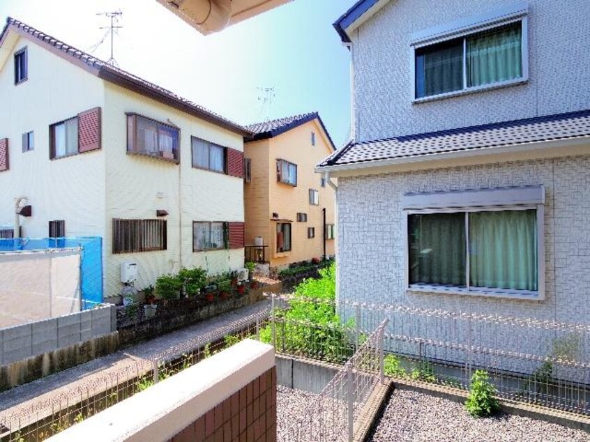  東海道本線/静岡駅 バス18分竜南1丁目下車:停歩9分 1階 築6年