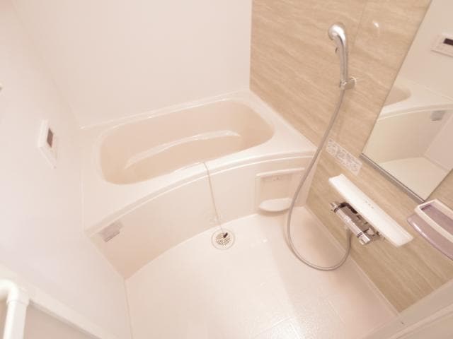  東海道本線/東静岡駅 徒歩10分 2階 築6年