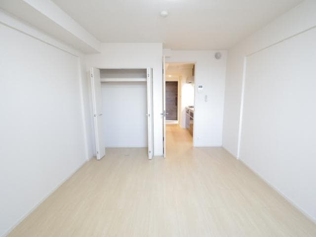  東海道本線/東静岡駅 徒歩10分 2階 築6年